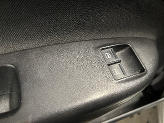 Skoda Octavia Octavia Combi (1Z5) Combi 5-drs 1.4 TSI 16V (CAXA) [90kW]  (11-2008/06=
-2013) picture 13