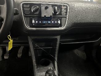 Volkswagen Up! Up! (121) Hatchback 1.0 12V 60 (CHYA) [44kW]  (08-2011/08-2020) picture 19