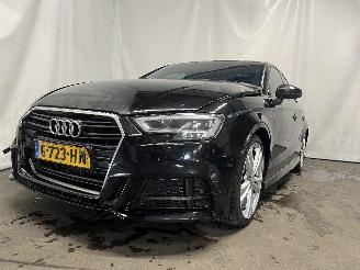 skadebil auto Audi A3 A3 Limousine (8VS/8VM) Sedan 1.5 35 TFSI 16V (DPCA) [110kW]  (10-2018/=
10-2020) 2019/10