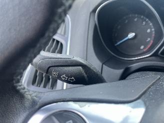 Ford Focus Focus 3 Hatchback 1.0 Ti-VCT EcoBoost 12V 100 (M2DA(Euro 5)) [74kW]  (=
02-2012/05-2018) picture 15