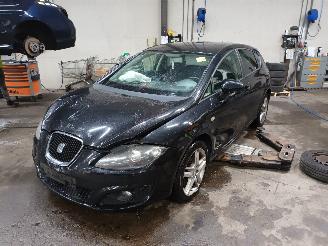 Purkuautot passenger cars Seat Leon Leon (1P1) Hatchback 5-drs 1.2 TSI (CBZB) [77kW]  (02-2010/12-2012) 2013/1