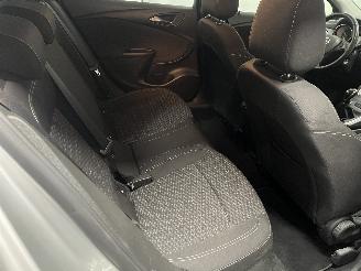 Opel Astra Astra K Hatchback 5-drs 1.6 CDTI 110 16V (B16DTU) [81kW]  (06-2015/12-=
2022) picture 17