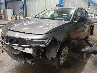 Vrakbiler auto Opel Astra Astra L (F3/FB/FM/FP) Hatchback 5-drs 1.2 Turbo 110 12V (EB2ADT(HNP)) =
[81kW]  (10-2021/...) 2023/4