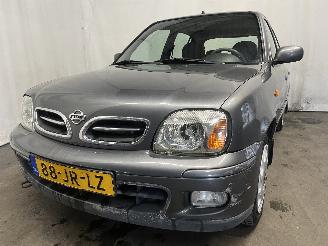 Vaurioauto  passenger cars Nissan Micra Micra (K11) Hatchback 1.4 16V (CGA3DE) [60kW]  (09-2000/02-2003) 2002/7