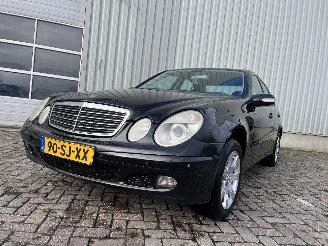 uszkodzony samochody osobowe Mercedes E-klasse E (W211) Sedan 2.2 E-220 CDI 16V (OM646.961) [110kW]  (03-2002/12-2008=
) 2006/2