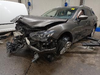 Démontage voiture Mazda 6 6 SportBreak (GJ/GH/GL) Combi 2.0 SkyActiv-G 165 16V (PEY7) [121kW]  (=
01-2013/...) 2016/3