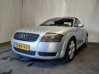 skadebil auto Audi TT TT Roadster (8N9) Cabrio 1.8 20V Turbo (AWP) [132kW]  (10-1999/02-2007=
) 2000/1
