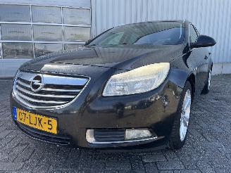 krockskadad bil auto Opel Insignia Insignia Sports Tourer Combi 2.0 CDTI 16V 130 ecoFLEX (A20DTH(Euro 5))=
 [96kW]  (07-2008/06-2015) 2010/4
