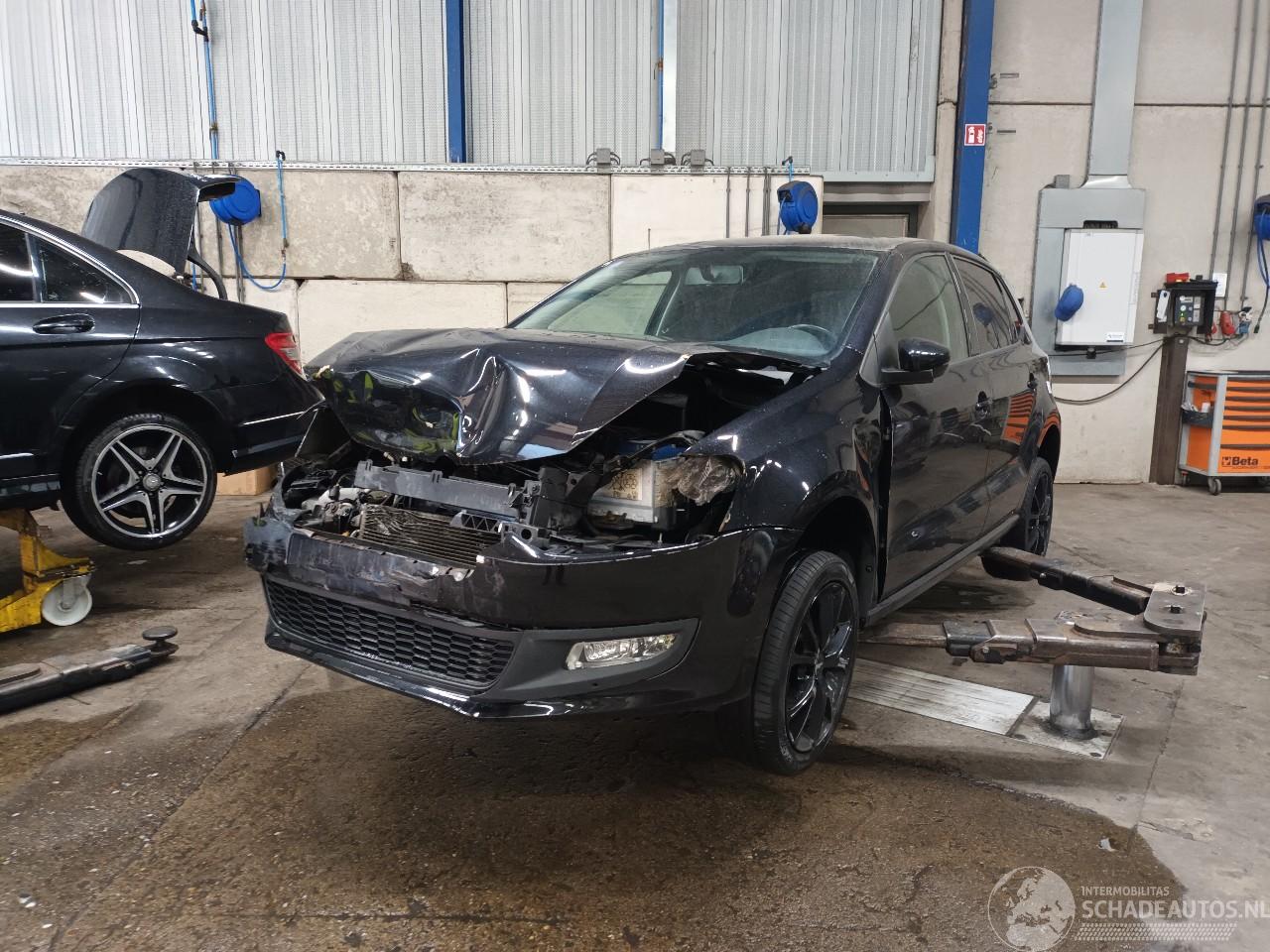 Volkswagen Polo Polo V (6R) Hatchback 1.2 12V (CGPB(Euro 5)) [44kW]  (06-2009/05-2014)=