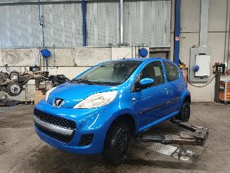 Vrakbiler auto Peugeot 107 107 Hatchback 1.0 12V (384F(1KR)) [50kW]  (06-2005/05-2014) 2010/5