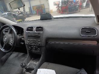 Volkswagen Golf Golf VI (5K1) Hatchback 1.6 TDI 16V (CAYC(Euro 5)) [77kW]  (02-2009/11=
-2012) picture 5