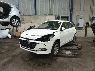 Vrakbiler auto Hyundai I-20 i20 (GBB) Hatchback 1.0 T-GDI 100 12V (G3LC) [74kW]  (01-2016/08-2020)= 2018/2