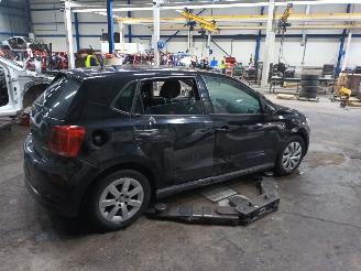 Volkswagen Polo Polo V (6R) Hatchback 1.2 TDI 12V BlueMotion (CFWA(Euro 5)) [55kW]  (1=
0-2009/05-2014) picture 3