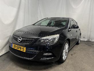 damaged passenger cars Opel Astra Astra J (PC6/PD6/PE6/PF6) Hatchback 5-drs 1.4 Turbo 16V (A14NEL(Euro 5=
)) [88kW]  (10-2010/10-2015) 2011/11