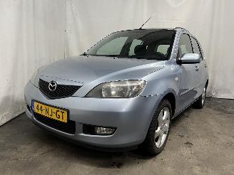 Unfallwagen Mazda 2 2 (NB/NC/ND/NE) Hatchback 1.4 16V (FXJA) [58kW]  (04-2003/06-2007) 2003/10