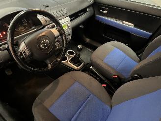 Mazda 2 2 (NB/NC/ND/NE) Hatchback 1.4 16V (FXJA) [58kW]  (04-2003/06-2007) picture 12