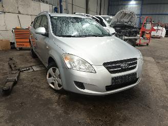 Kia Cee d Cee'd Sporty Wagon (EDF) Combi 1.4 16V (G4FA) [80kW]  (09-2007/12-2012=
) picture 2