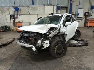 Vrakbiler auto Opel Corsa Corsa E Hatchback 1.4 16V (B14XEL(Euro 6)) [66kW]  (09-2014/...) 2016/4