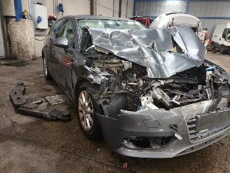 Audi A3 A3 Sportback (8VA/8VF) Hatchback 5-drs 1.6 TDI Ultra 16V (CRKB(Euro 5)=
) [81kW]  (09-2013/10-2020) picture 2