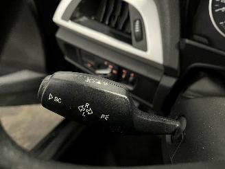 BMW 1-serie 1 serie (F20) Hatchback 5-drs 114i 1.6 16V (N13-B16A) [75kW]  (07-2012=
/02-2015) picture 13