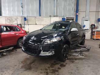 Démontage voiture Renault Mégane Megane III Grandtour (KZ) Combi 5-drs 1.5 dCi 110 (K9K-656(K9K-G6)) [8=
1kW]  (02-2009/04-2016) 2012/10