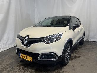 damaged passenger cars Renault Captur Captur I (2R) SUV 0.9 Energy TCE 12V (H4B-412(H4B-G4)) [66kW]  (06-201=
3/...) 2017/4