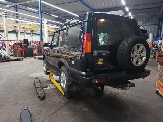 Land Rover Discovery Discovery II Terreinwagen 2.5 Td5 (10P) [102kW]  (11-1998/06-2004) picture 4