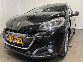 Coche accidentado Peugeot 208 208 I (CA/CC/CK/CL) Hatchback 1.2 Vti 12V PureTech 82 (EB2F(HMZ)) [60k=
W]  (03-2012/12-2019) 2018/7