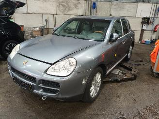 Vrakbiler auto Porsche Cayenne Cayenne (9PA) SUV 4.5 S V8 32V (M48.00) [250kW]  (09-2002/09-2007) 2004/3