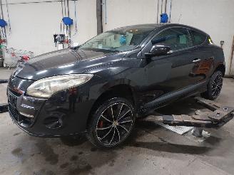 Vrakbiler auto Renault Mégane Megane III Coupe (DZ) Hatchback 3-drs 1.6 16V (K4M-858(K4M-R8)) [81kW]=
  (11-2008/08-2015) 2010/3