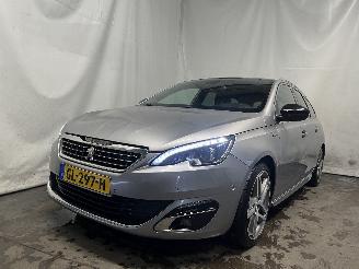 Coche accidentado Peugeot 308 308 SW (L4/L9/LC/LJ/LR) Combi 5-drs 1.2 12V e-THP PureTech 130 (EB2DTS=
(HNY)) [96kW]  (03-2014/06-2021) 2015/6