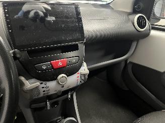 Citroën C1 C1 Hatchback 1.0 12V (384F(CFA)) [50kW]  (06-2005/09-2014) picture 19