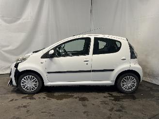 Citroën C1 C1 Hatchback 1.0 12V (384F(CFA)) [50kW]  (06-2005/09-2014) picture 4