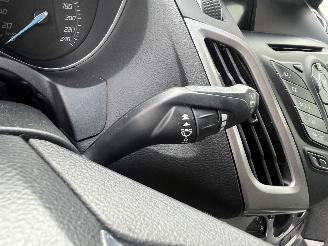 Ford Focus Focus 3 Wagon Combi 1.0 Ti-VCT EcoBoost 12V 125 (M1DC) [92kW]  (02-201=
2/05-2018) picture 15