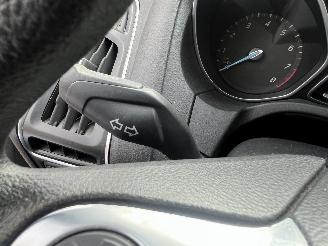 Ford Focus Focus 3 Wagon Combi 1.0 Ti-VCT EcoBoost 12V 125 (M1DC) [92kW]  (02-201=
2/05-2018) picture 14