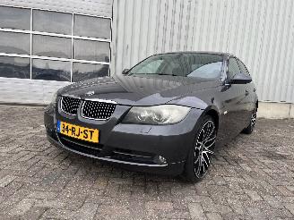 krockskadad bil auto BMW 3-serie 3 serie (E90) Sedan 325i 24V (N52-B25A) [160kW]  (12-2004/12-2011) 2005/4