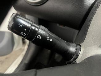 Citroën C1 C1 Hatchback 1.0 12V (384F(CFA)) [50kW]  (06-2005/09-2014) picture 16