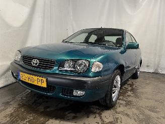 krockskadad bil auto Toyota Corolla Corolla (EB/ZZ/WZ/CD) Liftback 1.6 16V VVT-i (3ZZFE) [81kW]  (02-2000/=
01-2002) 2001/6