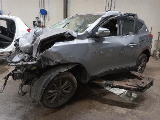 Démontage voiture Hyundai Ix35 iX35 (LM) SUV 1.6 GDI 16V (G4FD(Euro 4)) [99kW]  (11-2010/09-2015) 2015/6