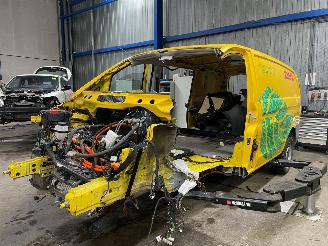Démontage voiture Mercedes  Vito (447.6) Van eVito 41/60/66 kWh (EM780.701) [85kW]  (03-2019/...) 2020/11