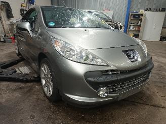 Peugeot 207 207 CC (WB) Cabrio 1.6 16V (EP6(5FW)) [88kW]  (02-2007/10-2013) picture 2