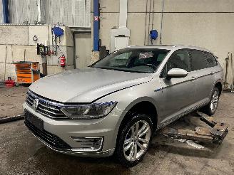 demontáž osobní automobily Volkswagen Passat Passat Variant (3G5) Combi 1.4 GTE Hybrid 16V (CUKC) [115kW]  (06-2015=
/...) 2015