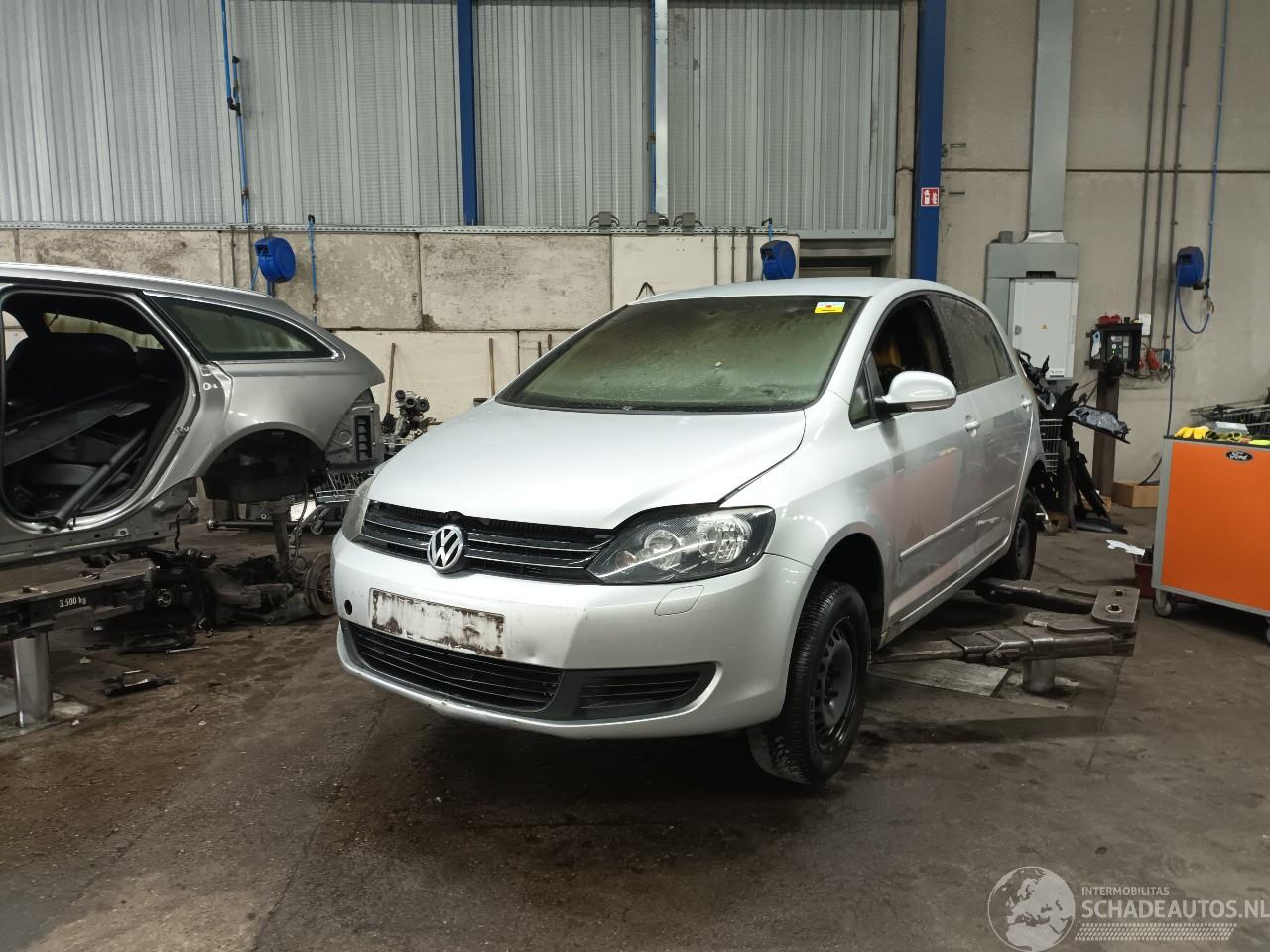 Volkswagen Golf Golf Plus (5M1/1KP) MPV 1.4 TSI 122 16V (CAXA(Euro 5)) [90kW]  (06-200=
7/12-2013)