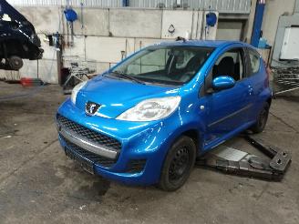  Peugeot 107 107 Hatchback 1.0 12V (384F(1KR)) [50kW]  (06-2005/05-2014) 2009/5