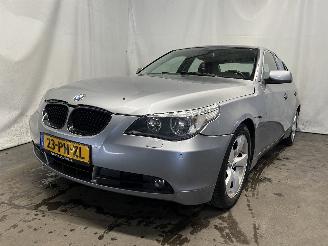 damaged passenger cars BMW 5-serie 5 serie (E60) Sedan 525i 24V (M54-B25(256S5)) [141kW]  (09-2003/02-200=
5) 2004/7