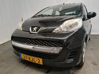uszkodzony samochody osobowe Peugeot 107 107 Hatchback 1.0 12V (384F(1KR)) [50kW]  (06-2005/05-2014) 2009/2