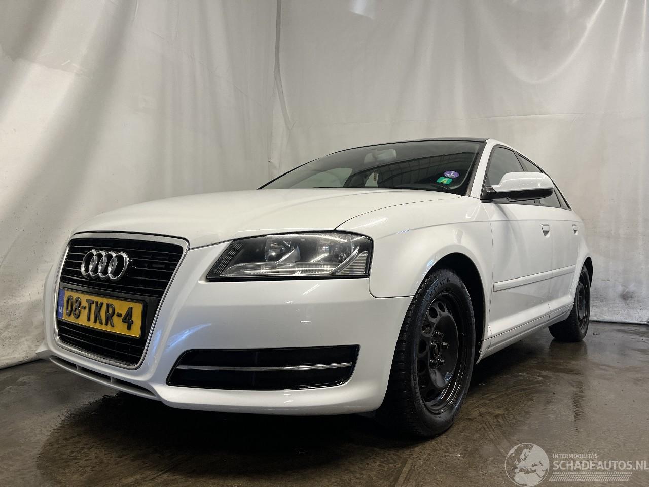 Audi A3 A3 Sportback (8PA) Hatchback 5-drs 1.2 TFSI (CBZB) [77kW]  (04-2010/03=
-2013)