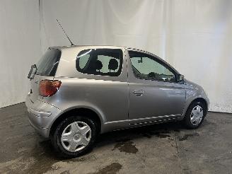 Toyota Yaris Yaris (P1) Hatchback 1.3 16V VVT-i (2SZFE) [64kW]  (04-2002/09-2005) picture 6