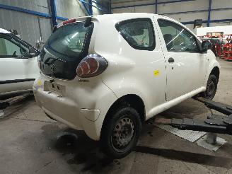 Toyota Aygo Aygo (B10) Hatchback 1.0 12V VVT-i (1KR-FE) [50kW]  (07-2005/05-2014) picture 3