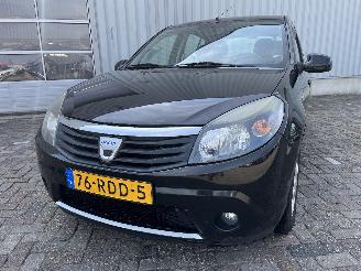 Unfallwagen Dacia Sandero Sandero I (BS) Hatchback 1.2 16V (D4F-732(D4F-F7)) [55kW]  (11-2008/06=
-2013) 2011/7